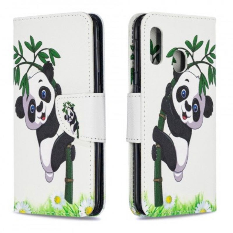 Θήκη Flip Samsung Galaxy A20e Panda On Bamboo